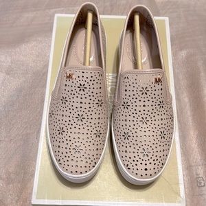 MICHAEL KORS TRENT SLIP ON 6M SOFT PINK
